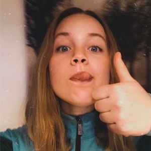 Meet your Posher, Hailey